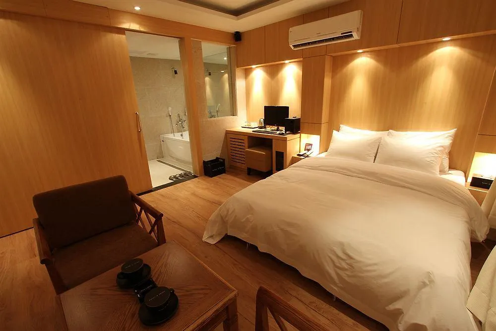 **  Hotel A7 Сеул Южная Корея